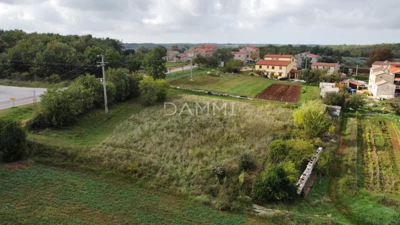 ISTRIA, VIŠNJAN - BUILDING LAND IN A GREAT LOCATION – 2