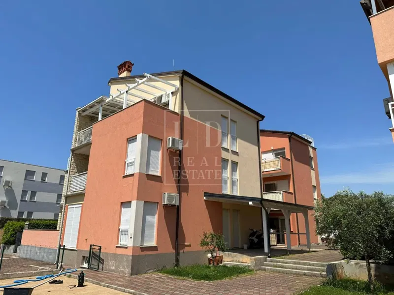 Apartment in Novigrad – 3