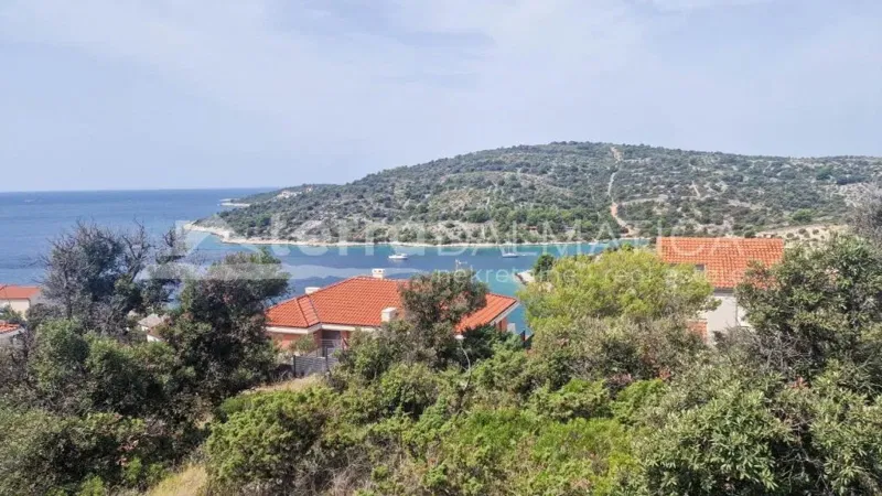 Telek Trogir – 3