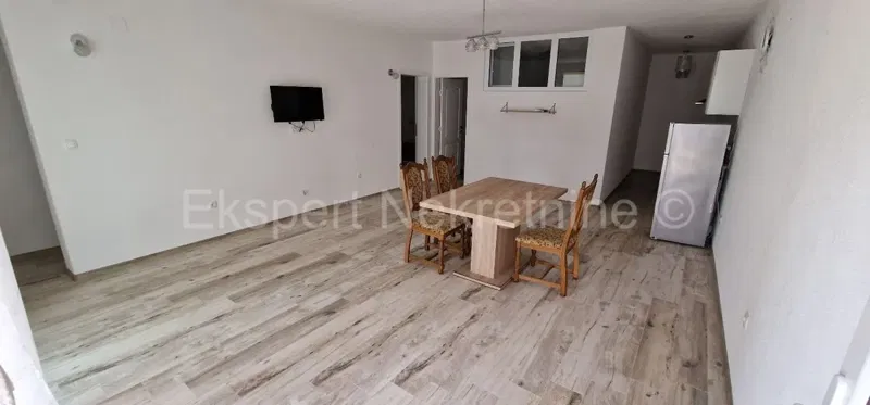 Čiovo,Okrug G,appartamento con 2 camera da letto 85 m2,di nuova costruzione,arredato,garage p.m. – 2