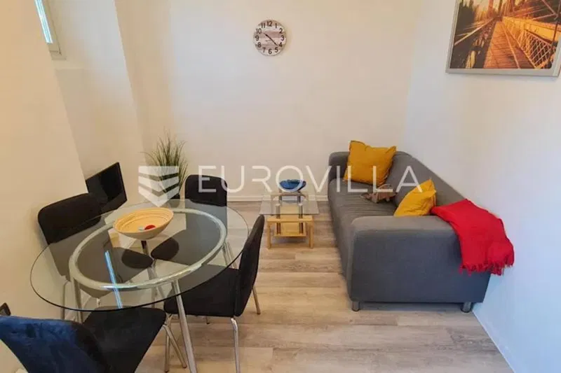 Appartamento Pula – 2