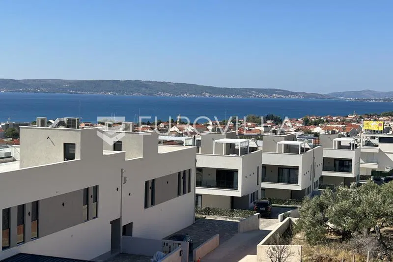 Split, Kaštel Sućurac, V10 - dual luxury villa with sea view – 2