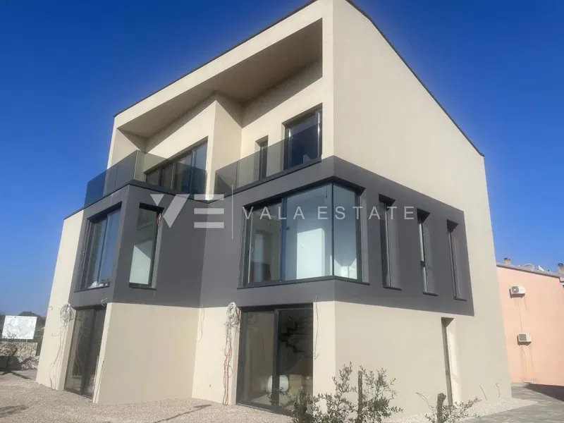 TWO-FLOOR APARTMENT IN NEW BUILDING WITH SEA VIEW – 2