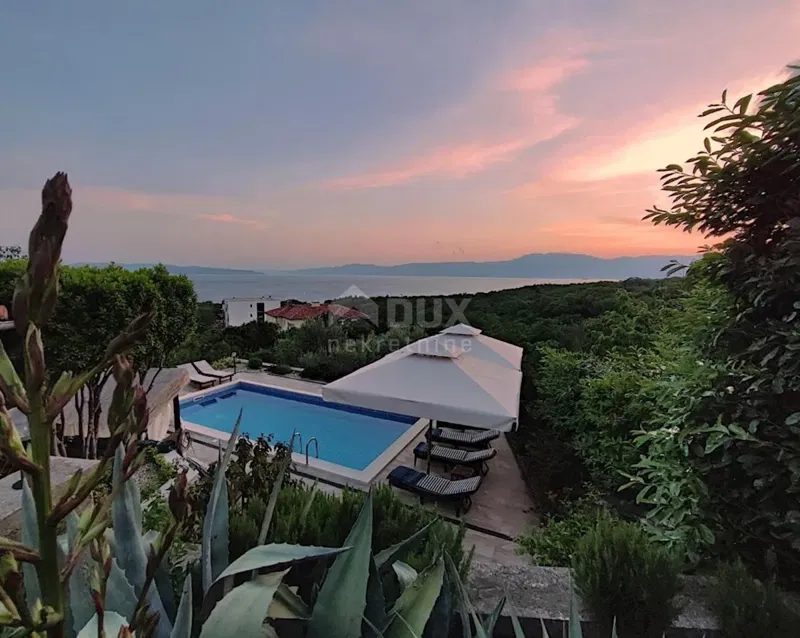 KOSTRENA - Villa with a seaside style pool – 2