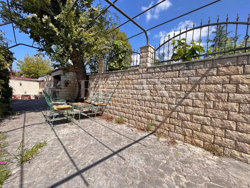 Selce - apartment with a large garden and barbecue – 3