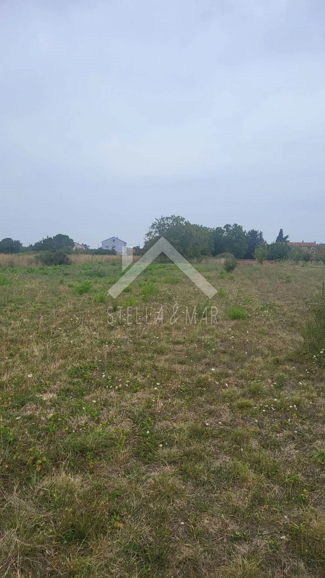 Građevinsko zemljište 2547m2 - Zemunik