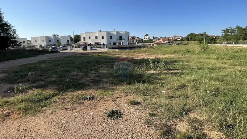 Terreno edificabile Kaštelir, Kaštelir-Labinci, 1.616m2 – 3