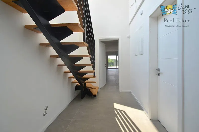 Appartamento al primo piano di una palazzina di recente costruzione con terrazza panoramica! – 2