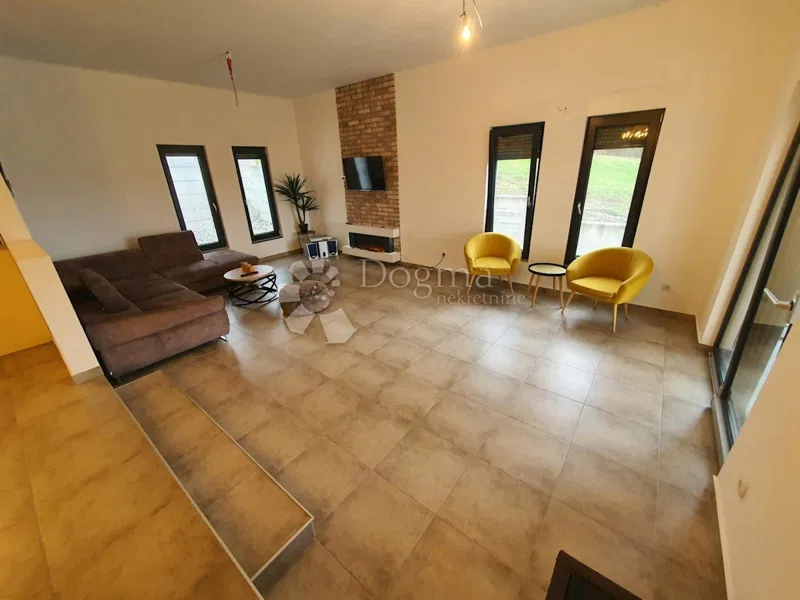 Casa Kutina, 287m2 – 3