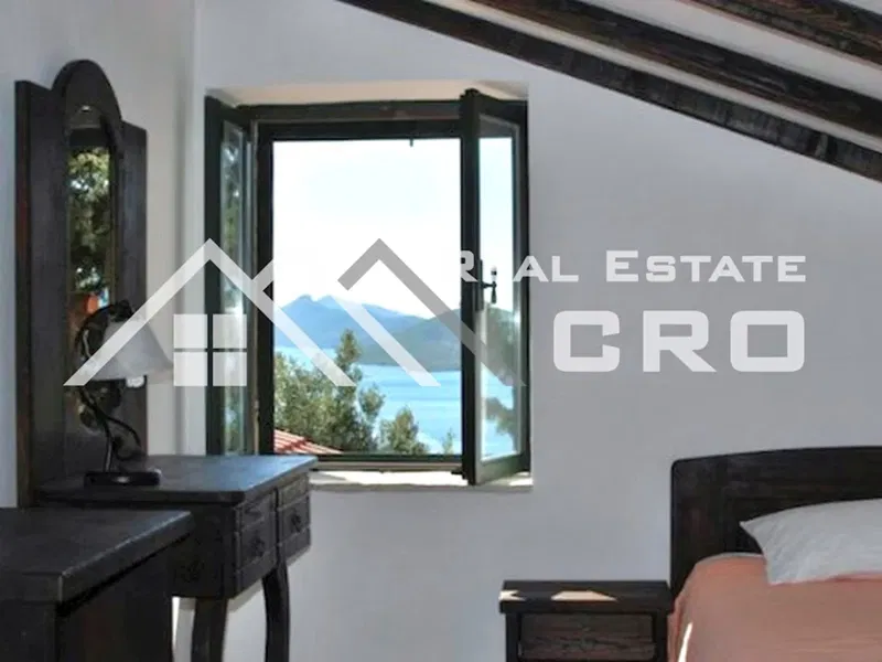 Dubrovnik properties - Two renovated stone houses with a pool, in a bay boasting lovely views, Slivno municipality, for sale – 3