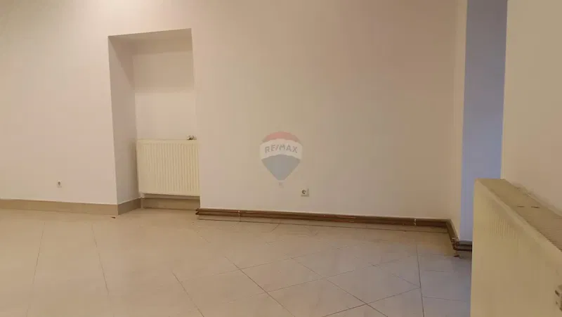 Poslovni prostor u centru Ogulina 35m2 -iznajmljivanje