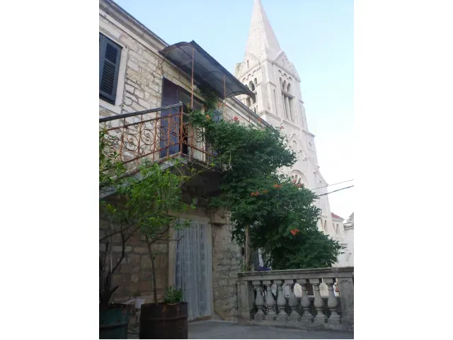 House Selca – 3