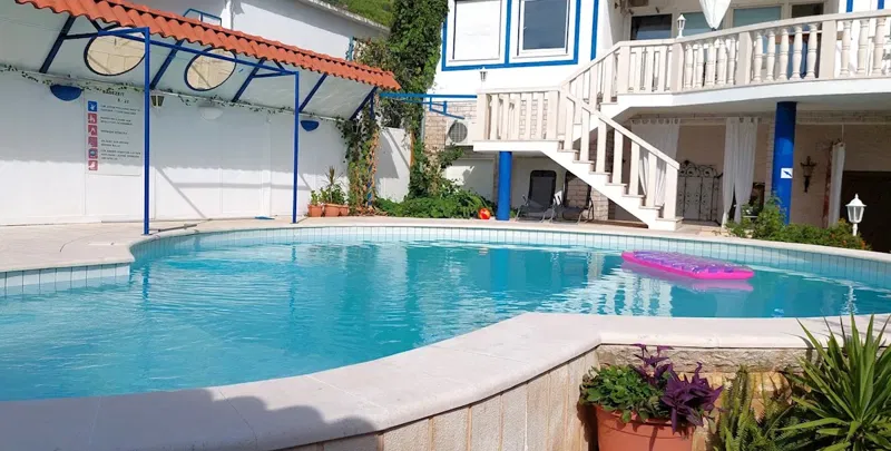 Omiš riviera - spacious villa with pool, garage, terraces and sea view – 3