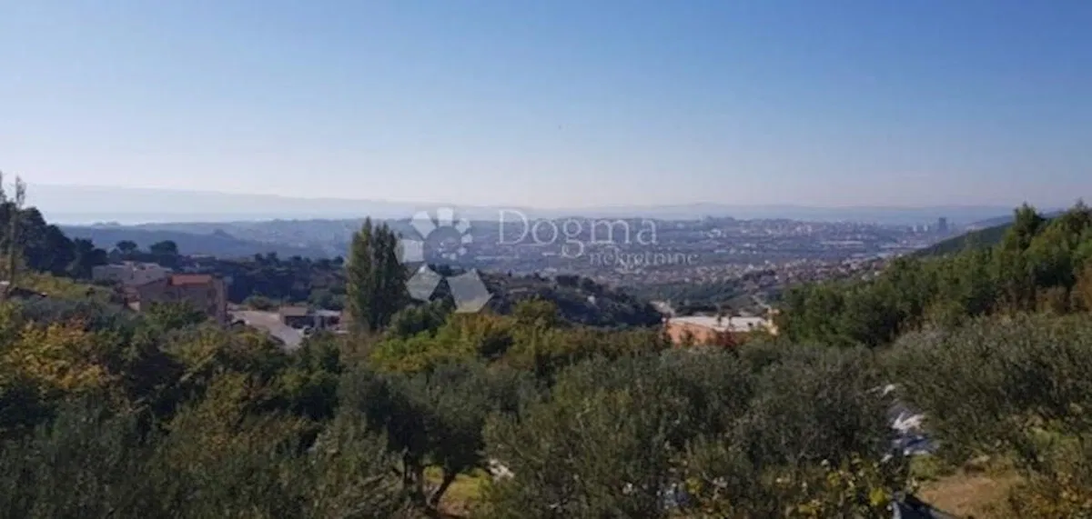 Grundstück Rupotina, Solin, 1.715m2