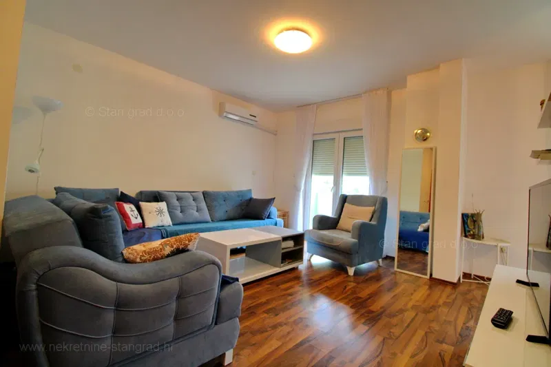 The island of Krk, Soline Bay, one-room apartment on the first floor with a view of the sea, for sale! – 2