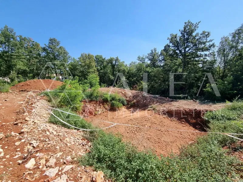 Land Labin – 3