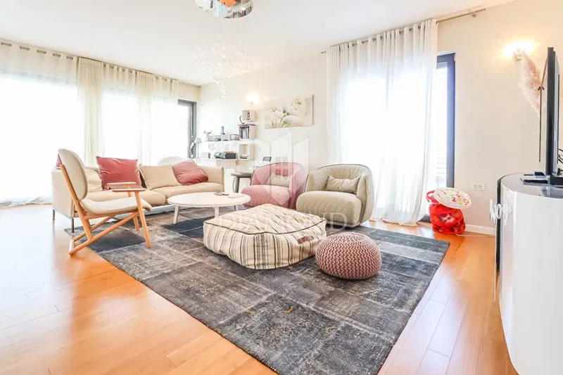 Luxury apartment in a prestigious location in Rovinj – 2
