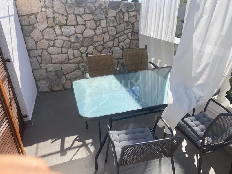 KRK ISLAND, NJIVICE - Floor of a house on the first floor with two apartments – 2