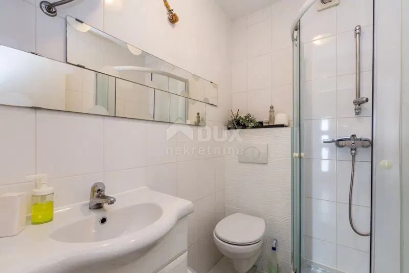 WYSPA KRK, NJIVICE - Parter domu z dwoma mieszkaniami – 2