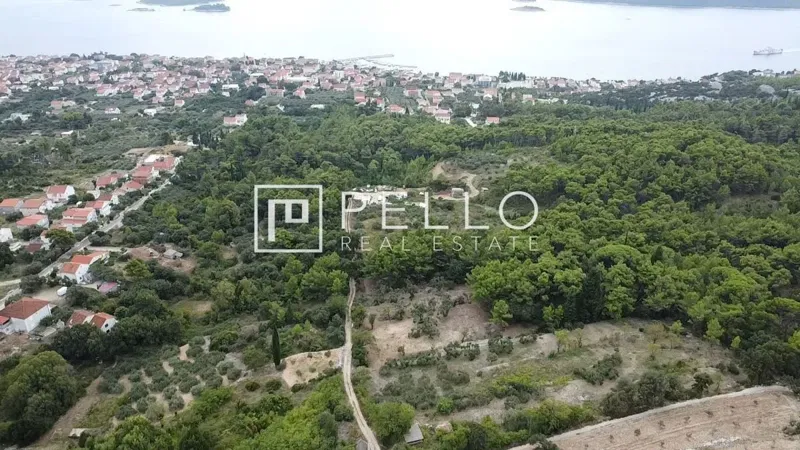 Rare Opportunity: Seclusion, Privacy & Views – No Neighbors, No Future Development – 2