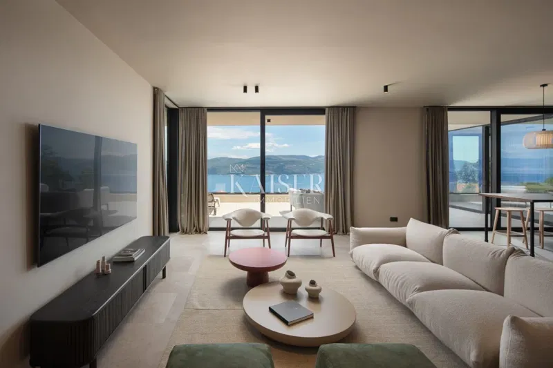 Istria, Rabac - una bellissima villa con vista sul mare – 3