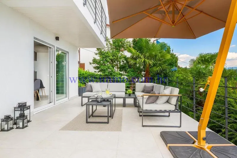 BEAUTIFUL VILLA WITH SEA VIEW – 3