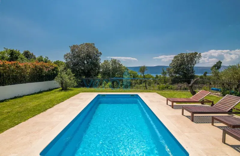 Krk, surroundings, Semi-detached house 135m2 with pool and sea view, for sale – 2