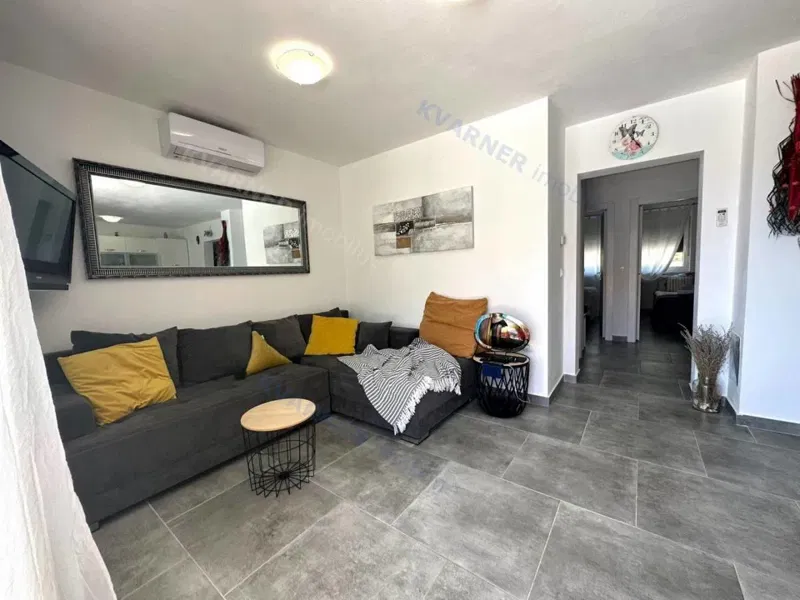 Apartment with Garden and Pool! – 3