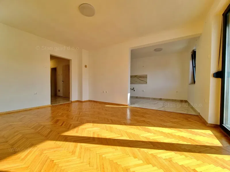 Island of Krk, Malinska, apartment for sale in an excellent location, 200 m from the sea! – 2