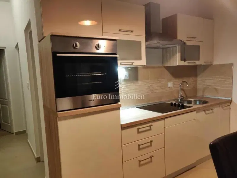 House with three apartments and pool, sea view - Maslenica – 3