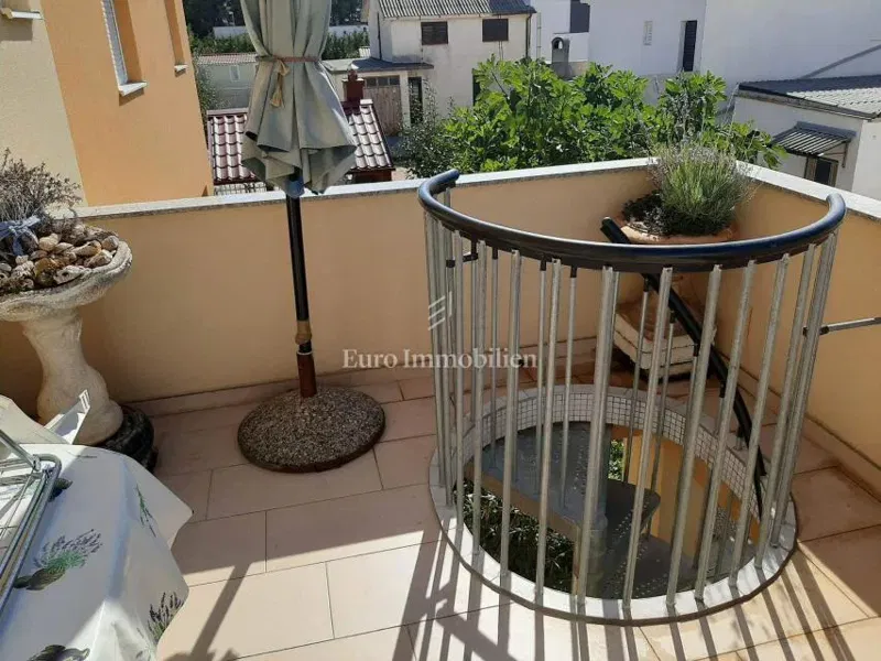 Three-story apartment, Vrsi – 3