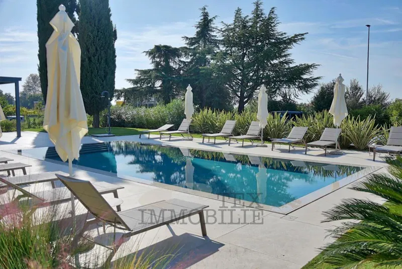 Villa di lusso con piscina a Parenzo, 683 m2 – 3