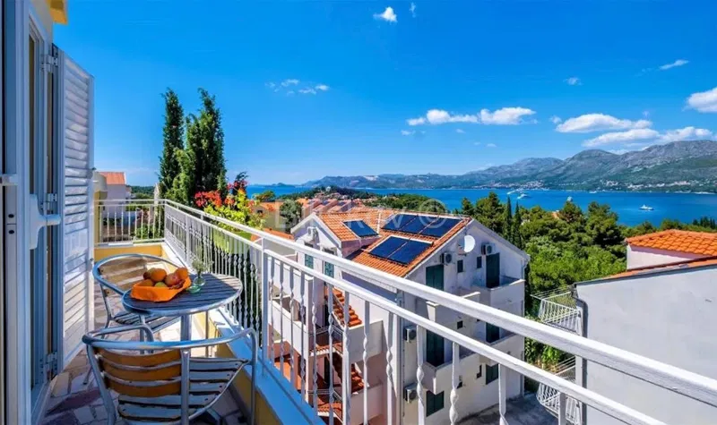 Sale, Cavtat, villa with 14 apartments and swimming pool – 3