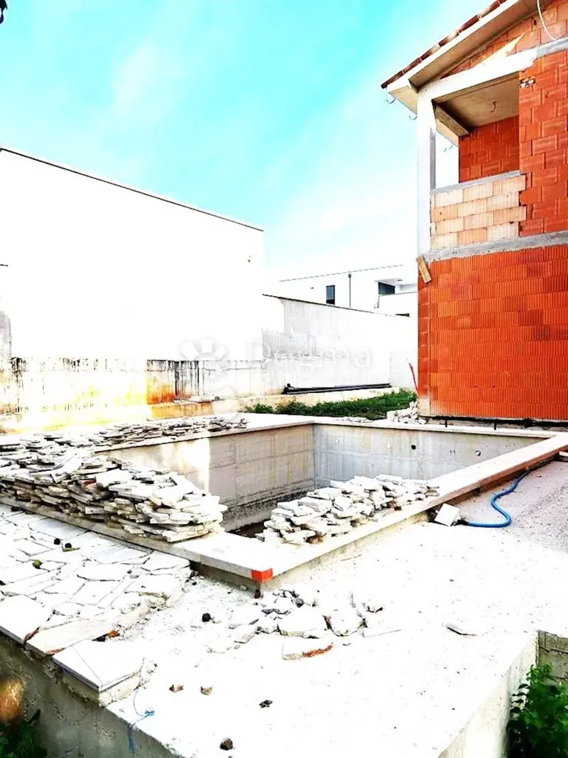 Dom Šikići, Pula, 230m2 – 2